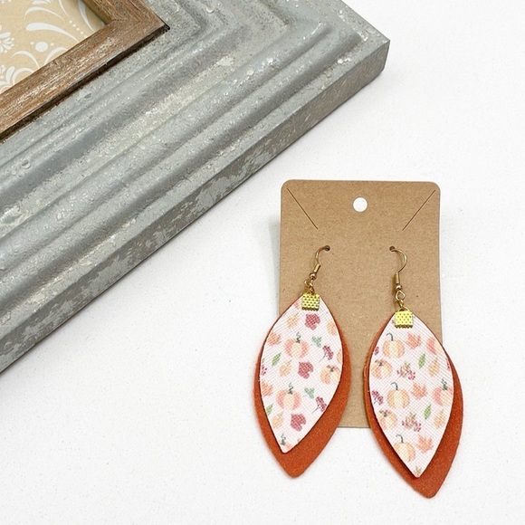 Pumpkin print teardrop hand made earrings - Picture 2 of 2